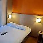Hotel Premiere Classe Angers Sud Louvre Group Les Ponts-de-Cé