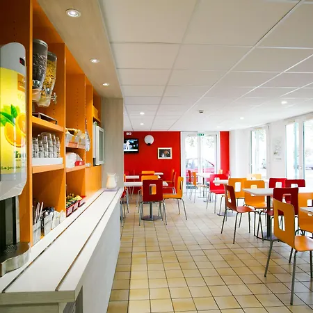 Premiere Classe Angers Sud Louvre Group