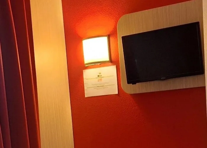 Hotel Premiere Classe Angers Sud Louvre Group Les Ponts-de-Cé