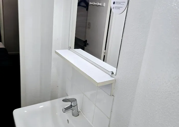 Premiere Classe Angers Sud Louvre Hotels Group * Les Ponts-de-Ce