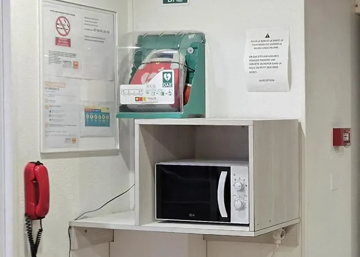 Premiere Classe Angers Sud Louvre Group * Les Ponts-de-Cé