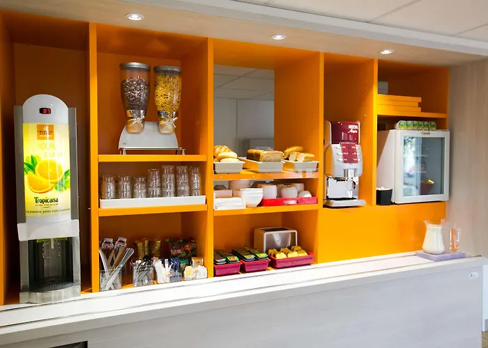 Hotel Premiere Classe Angers Sud Louvre Hotels Group Les Ponts-de-Ce