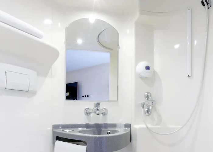 Hotel Premiere Classe Angers Sud Louvre Hotels Group *